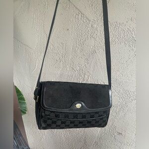 Gucci, Vintage GG fabric and leather Crossbody Black ✨late 80s🇮🇹, EUC